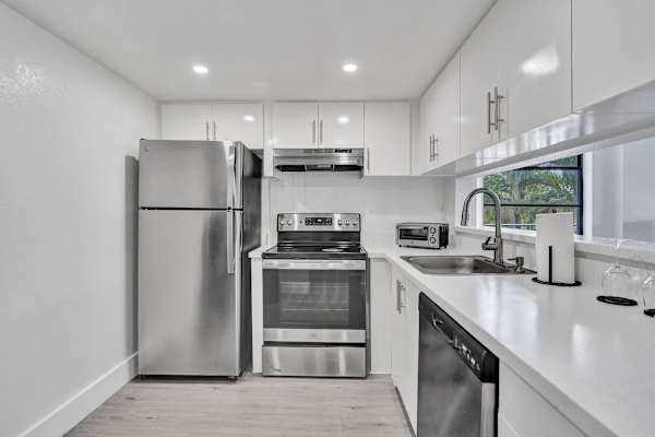 Park Towers 1BR Escape Near Hard Rock
