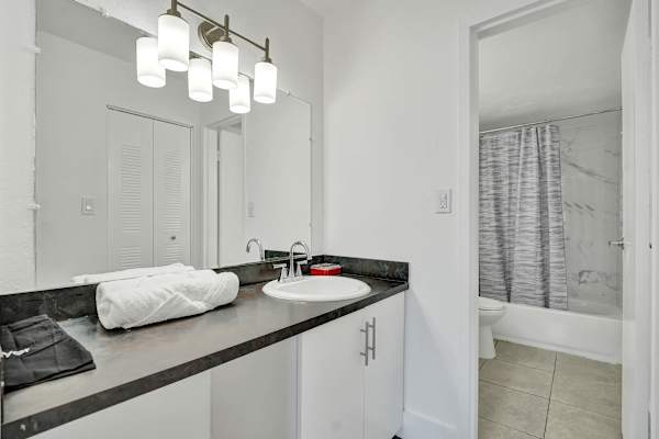 Park Towers 1BR Escape Near Hard Rock