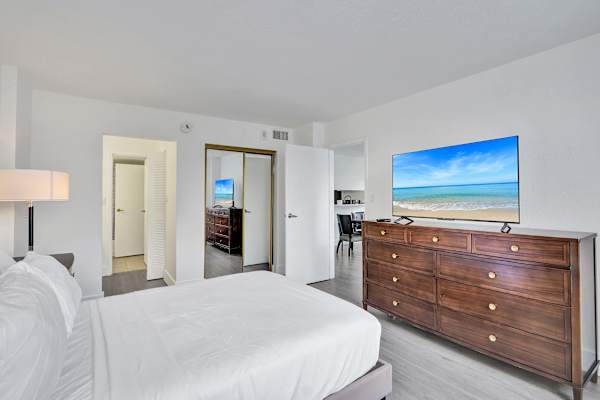 Park Towers 1BR Escape Near Hard Rock
