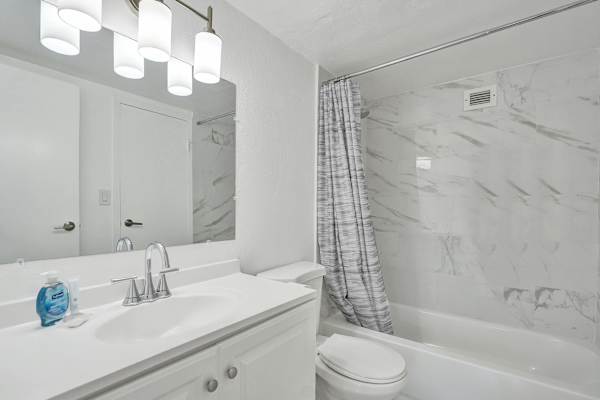 Park Towers 1BR Escape Near Hard Rock