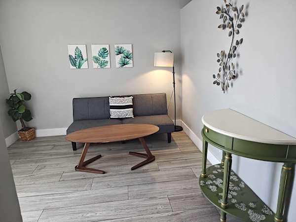 Urban Escape 1BR Near Las Olas