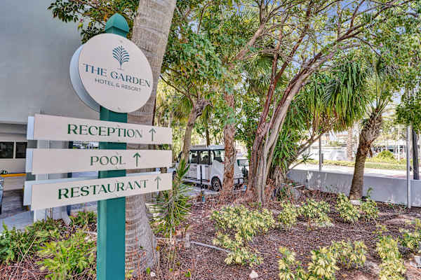 Ocean Blvd Two Doubles Suite with Kitchenette!