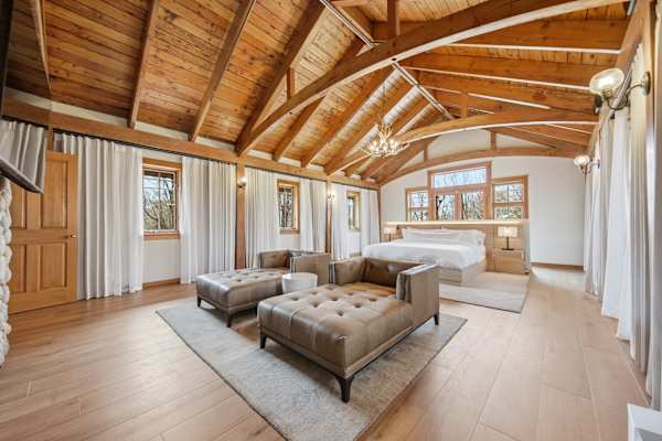 *NEW* Afton Lodge 10,000sqft/Indoor Pool/Hot tub