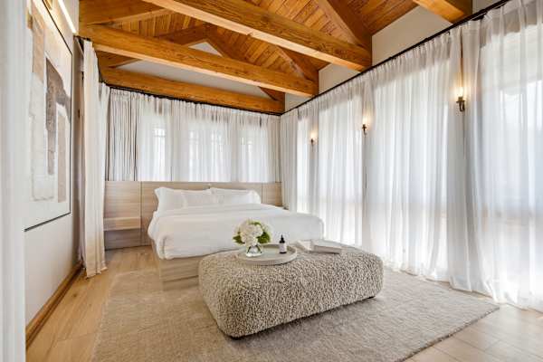 *NEW* Afton Lodge 10,000sqft/Indoor Pool/Hot tub