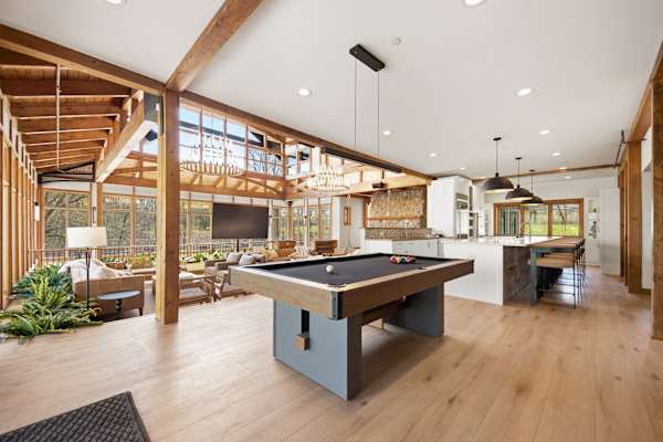 *NEW* Afton Lodge 10,000sqft/Indoor Pool/Hot tub
