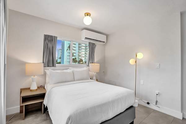Ocean Blvd 2 King Suite at The Botanica