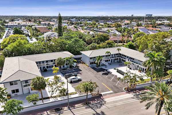 Coastal King Suite at The Botanica | Ocean Blvd