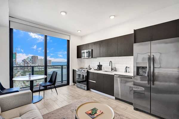 Lux Miami Studio w/ Stunning Views | 41st Floor