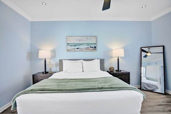 Modern 1BR on 2nd Floor Near Las Olas