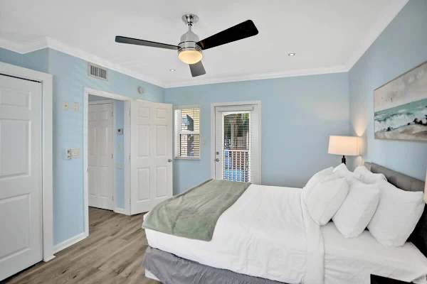 Modern 1BR on 2nd Floor Near Las Olas
