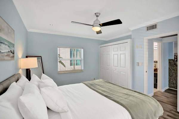 Modern 1BR on 2nd Floor Near Las Olas