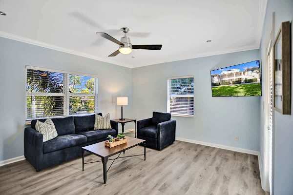 Modern 1BR on 2nd Floor Near Las Olas