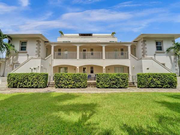 Modern 1BR on 2nd Floor Near Las Olas