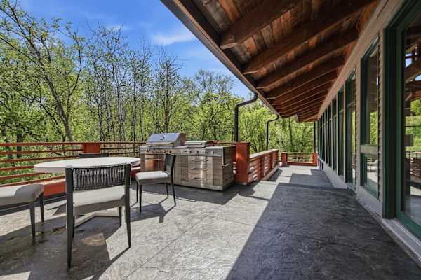 *NEW* Afton Lodge 10,000sqft/Indoor Pool/Hot tub