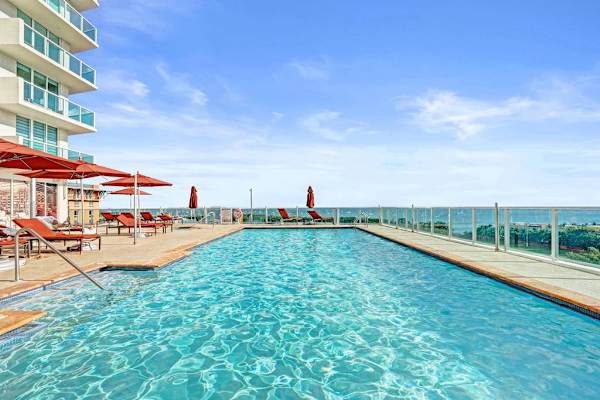 Bay View Studio Retreat in Coconut Grove