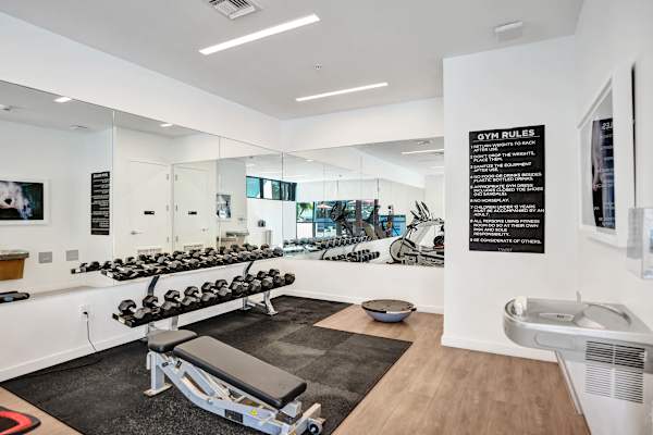 17WEST Miami Luxury 2BR Retreat with Balcony