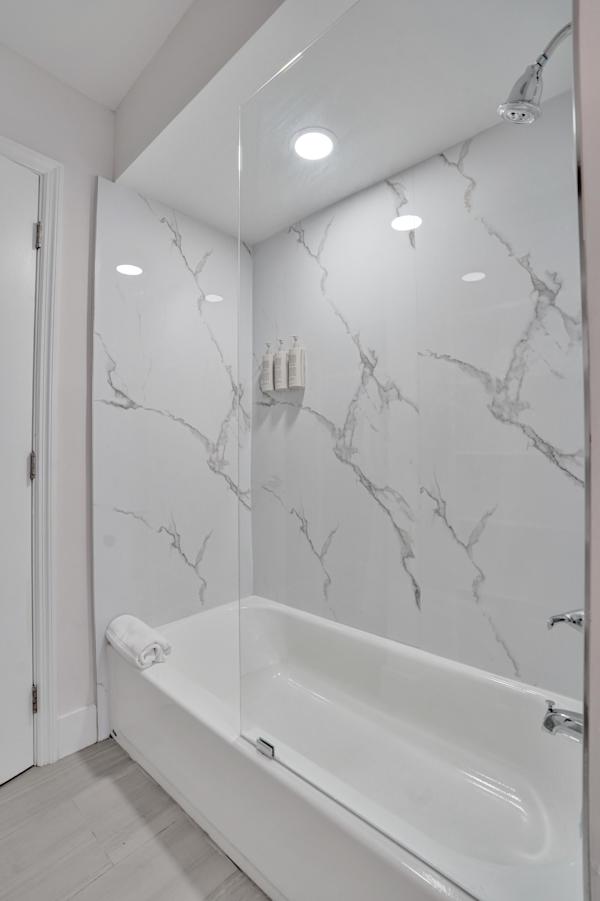 Deluxe King Room in Fort Lauderdale