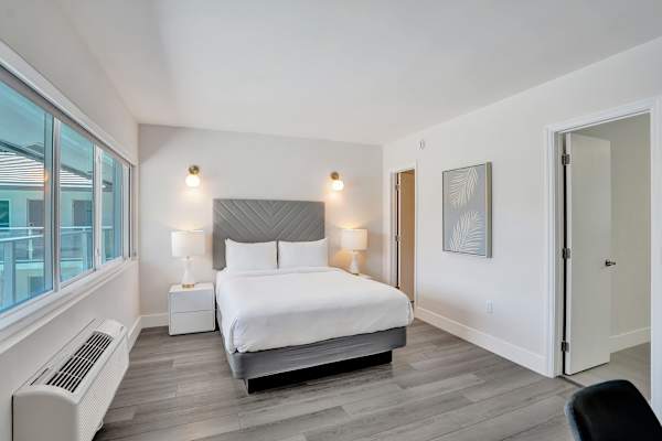Botanica Two-Bed Retreat on Ocean Blvd