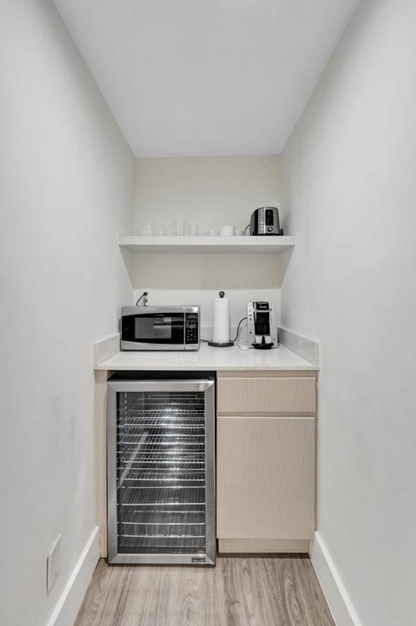 Eden Studio | Walk to Fort Lauderdale Beach
