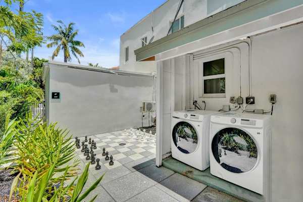Eden 1BR | Steps to Fort Lauderdale Beach
