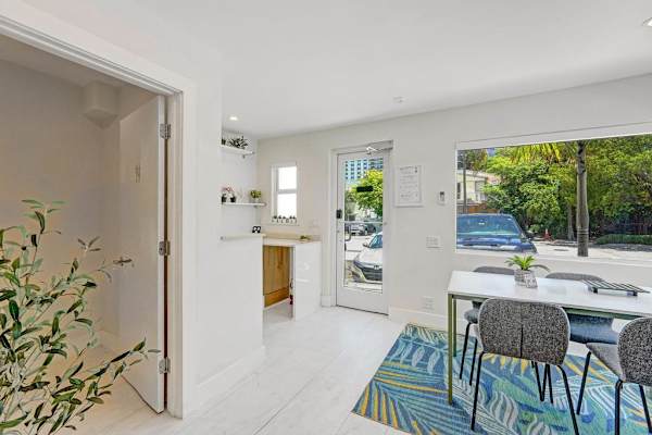 Eden 1BR | Steps to Fort Lauderdale Beach