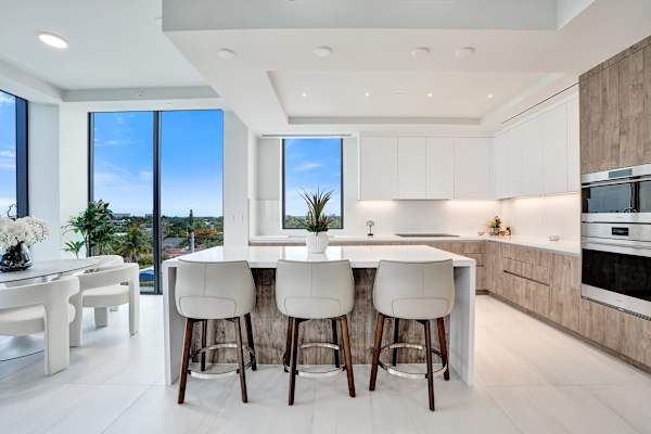 Kitchen and dining area with panoramic windows