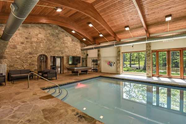 Grand River Estate IndoorPool/Swim Pond/25 Acres