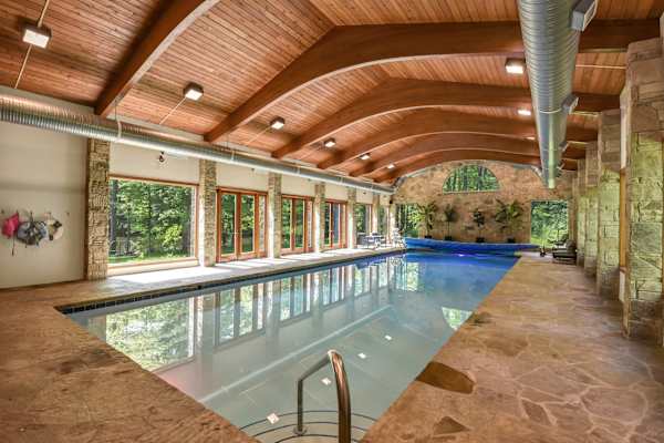 Grand River Estate IndoorPool/Swim Pond/25 Acres