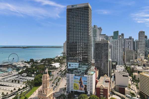 Bay View Studio | Rooftop Pool, Downtown Miami
