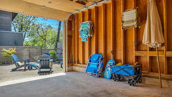 Everything you need for a perfect beach day is ready and waiting in the convenient garage storage area.