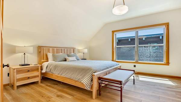 Wake up refreshed and ready for another day on the Oregon Coast.