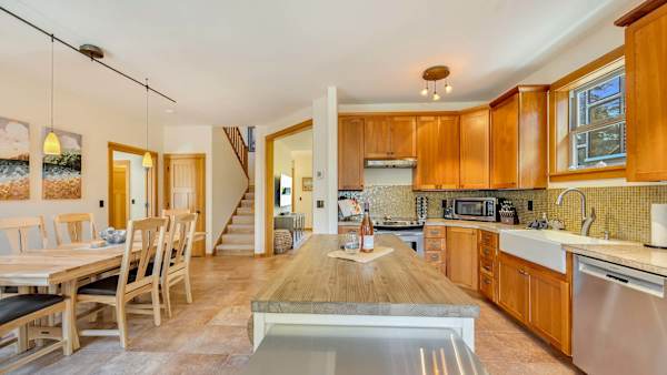 Create your favorite vacation meals in this well-appointed coastal kitchen.