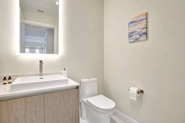 Luxury Oceanfront 2BR | Beach, Pool & Ocean Views