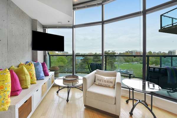 Well appointed and comfortable living room.