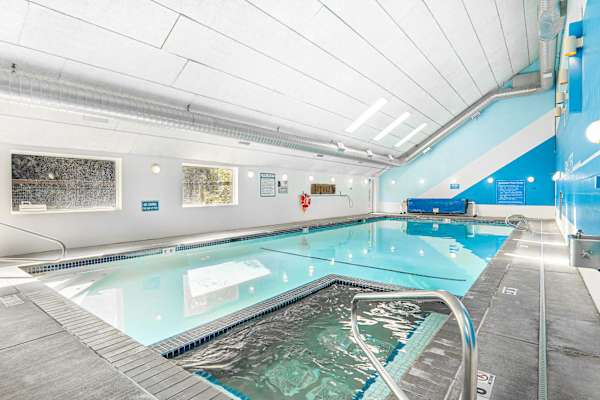 Mt Baker Ski Condo with Indoor Pools and Fireplace, photo 3 of 45