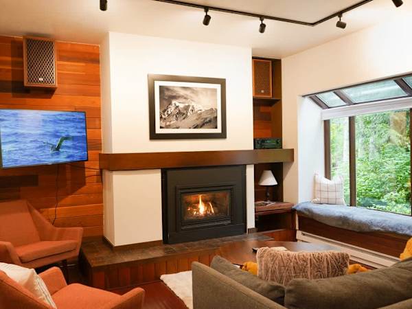 Summit Suite | Pools, Hot Tubs + Fireplace