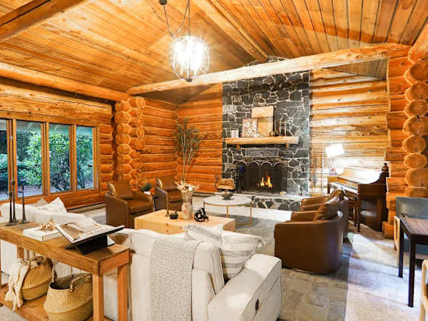 Restored Historic Cabin l Designed for Groups