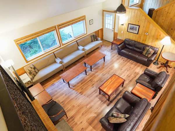 Evergreen Lodge Spacious 12BR Retreat in Deming