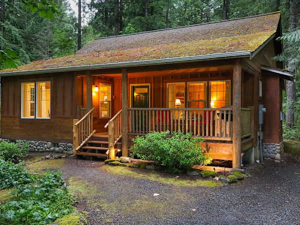 Twin Lakes Cabin - Hot Tub Retreat