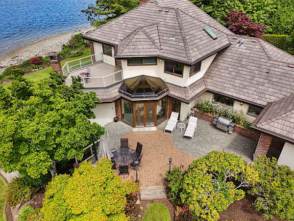 Ardmore Oceanfront Manor