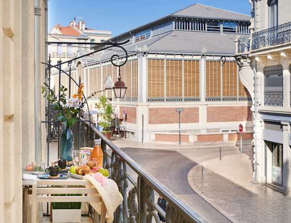 Sejour chic vue Halles et mairie, balcon clim – Béziers – photo 2