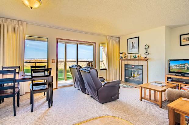 Top Floor Oceanfront Condo
