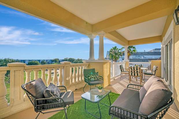 Balcony overlooking the golf course