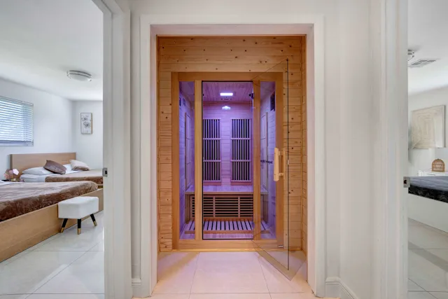 Infrared sauna