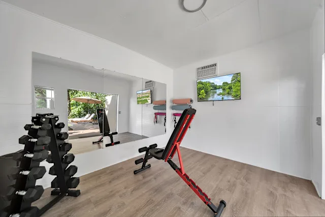 Home gym with free weights
