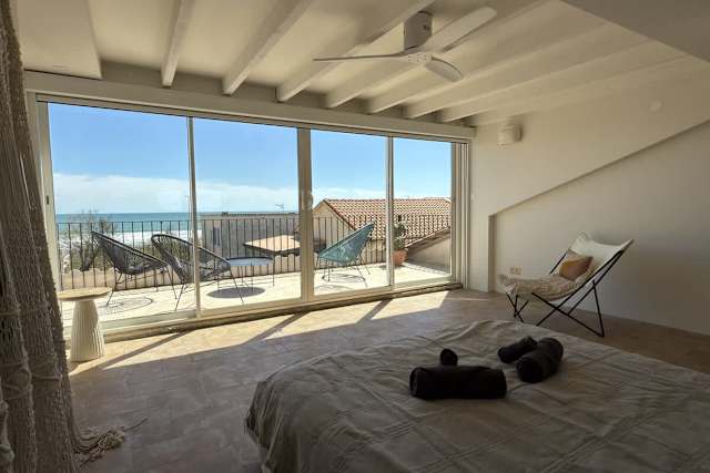 Maison bord de mer 2 terrasses, clim, parking – location de vacances à Valras-Plage