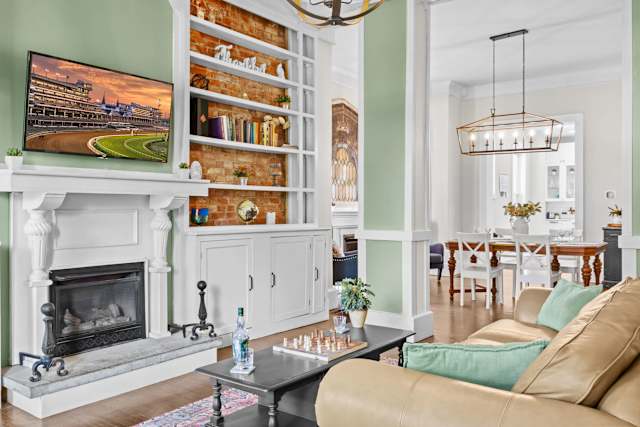 4-bedroom Venturebnb home in Louisville