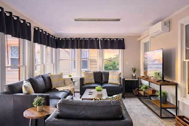 6-bedroom Venturebnb home in Louisville