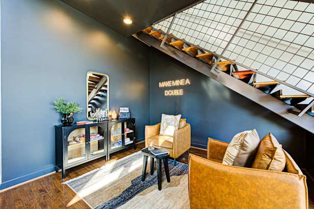 2-bedroom Venturebnb home in Louisville