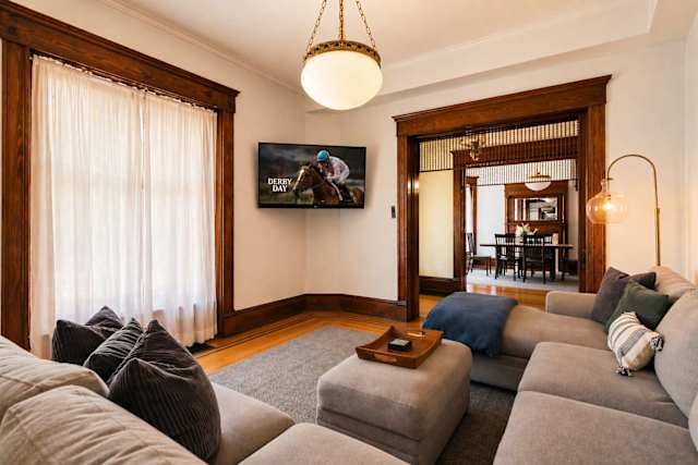 7-bedroom Venturebnb home in Louisville